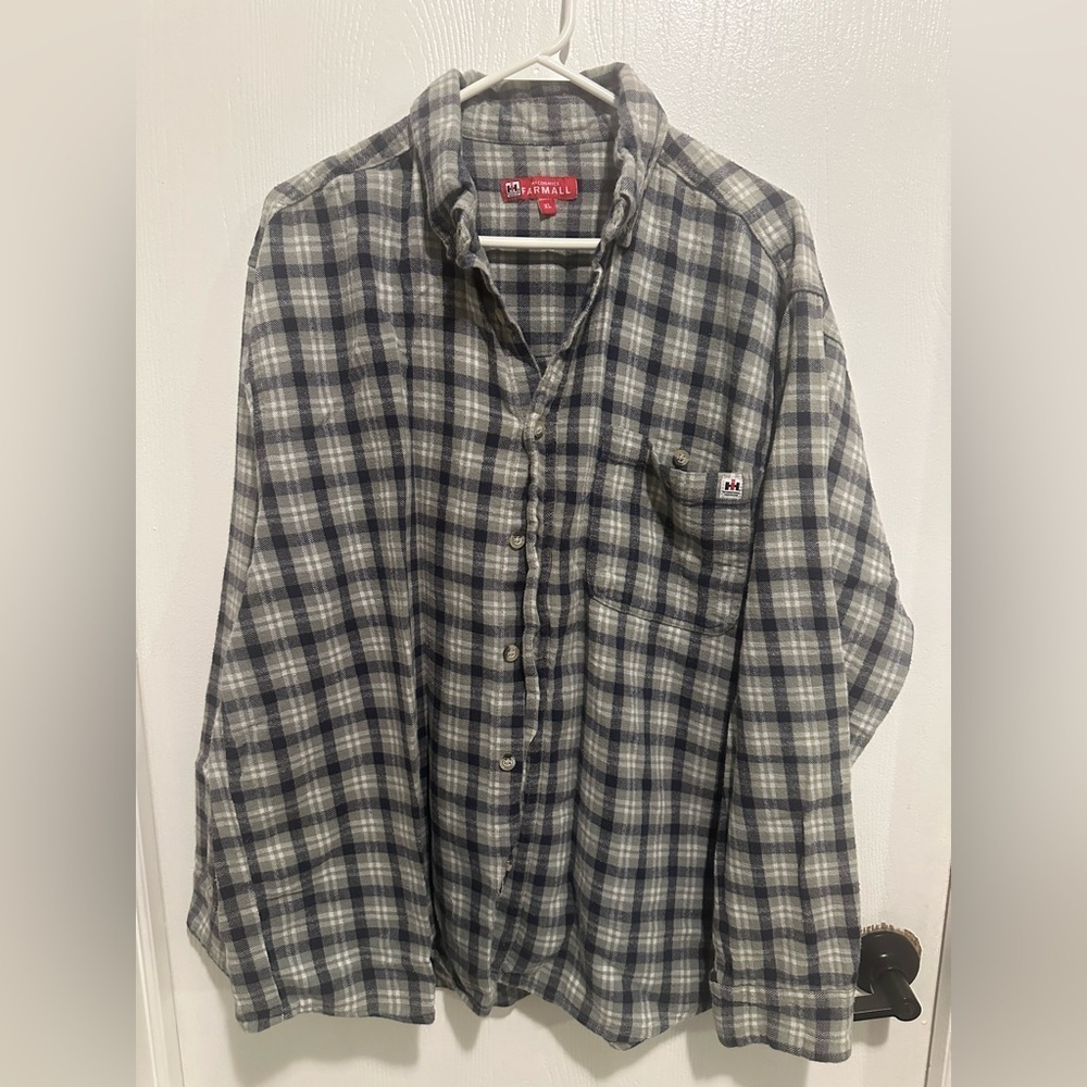 Farmall Gray Plaid Men's Casual Shirt
